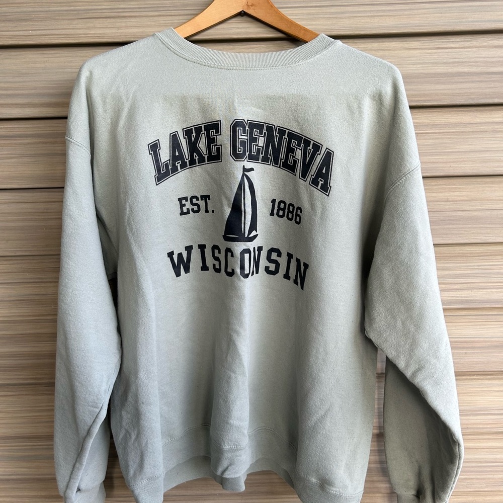 Crew neck